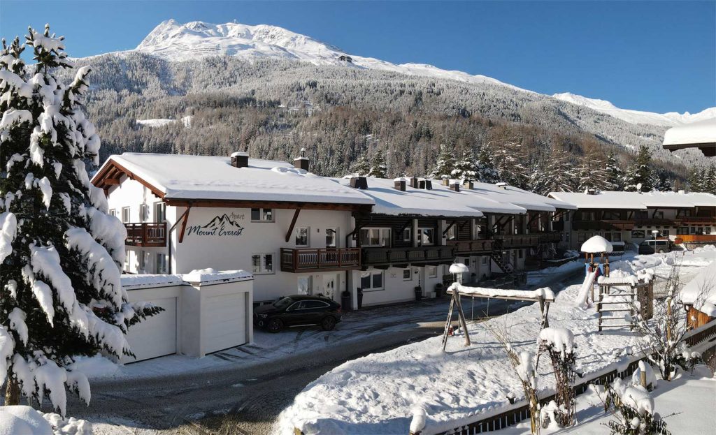 Winterpanorama-Haus-01